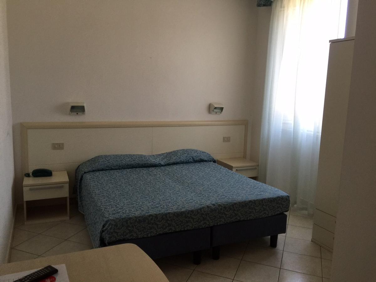 Hotel Lido Follonica Bagian luar foto