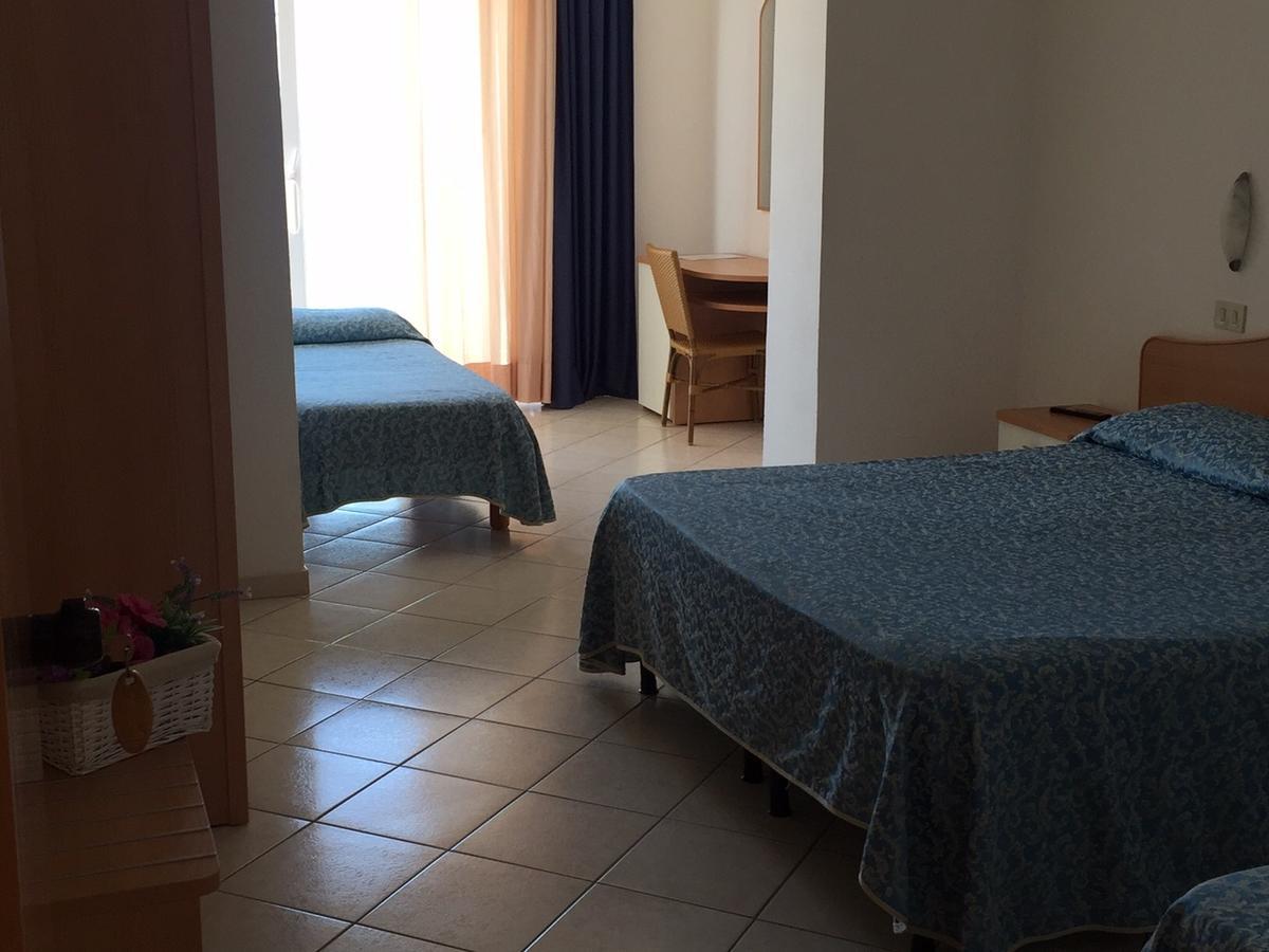 Hotel Lido Follonica Bagian luar foto
