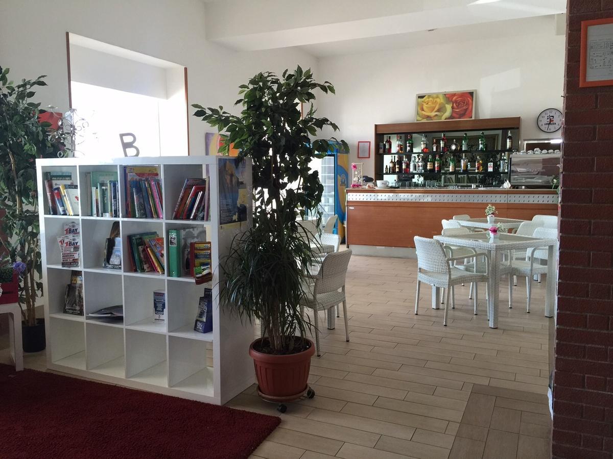Hotel Lido Follonica Bagian luar foto